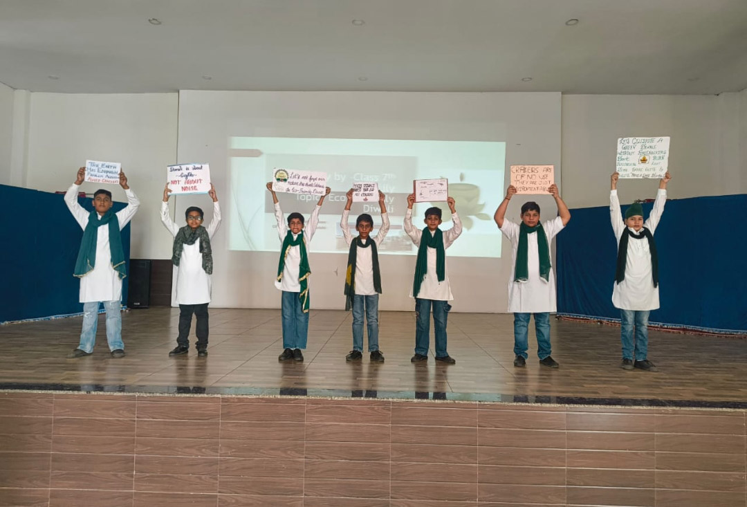 Students of SBS Model High School Sadarpur inspired people to celebrate Diwali in a friendly manner through a street play.